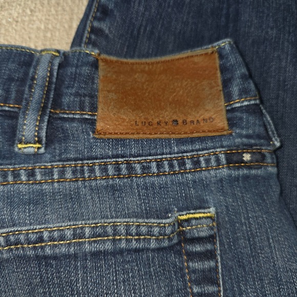 Lucky Brand 181 Relaxed Straight Mens Jeans 44x30 Med Wash Stretch Denim Short - Picture 8 of 12